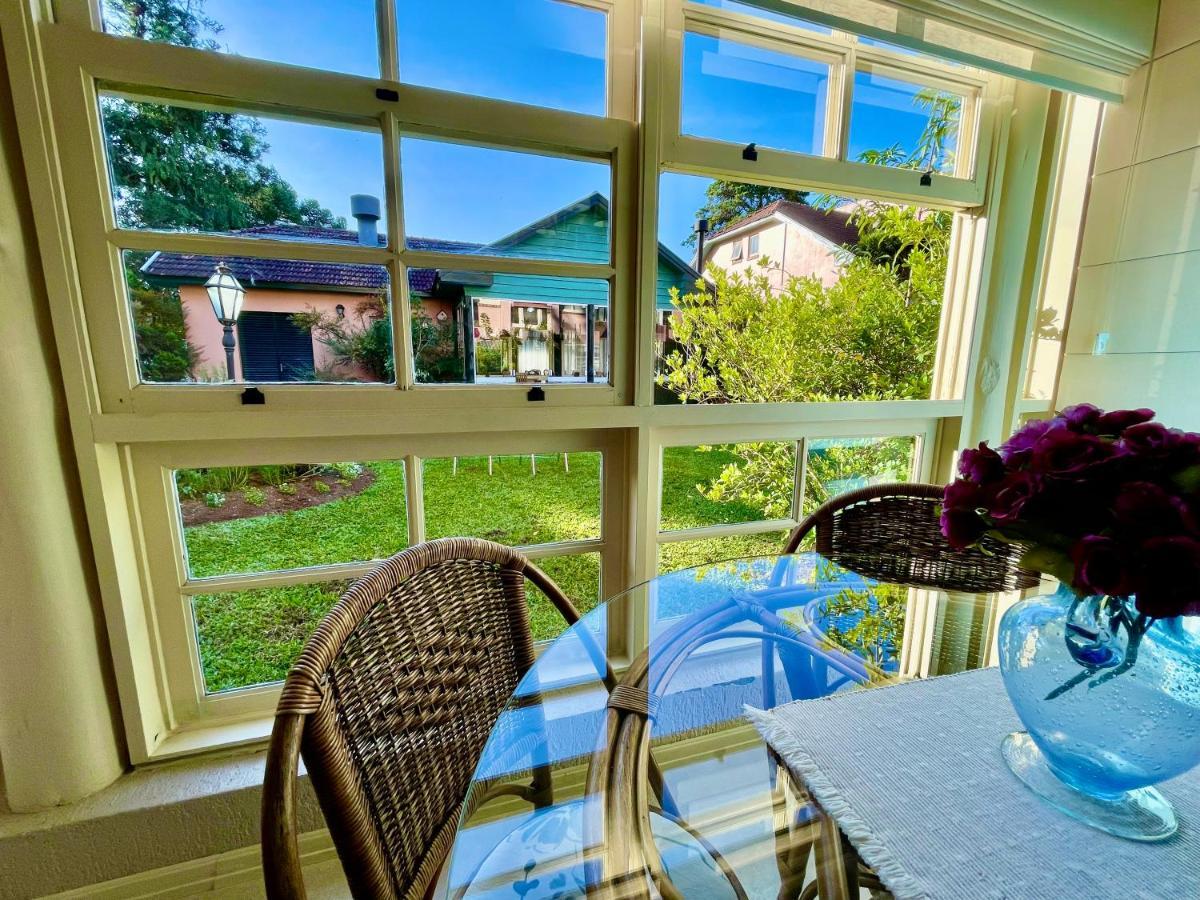 C/lareira Condominio, Prox Negro Apartamento Gramado