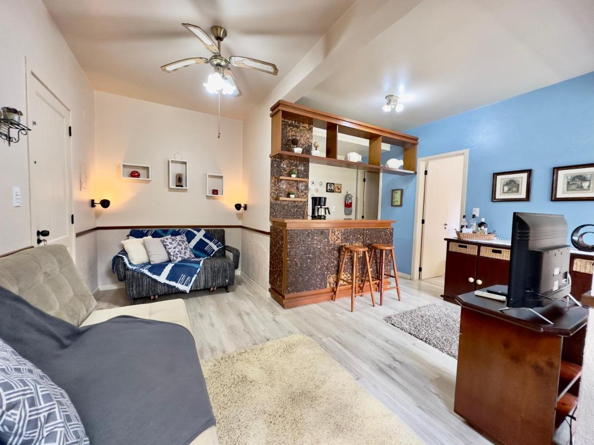 C/lareira Condominio, Prox Negro Apartamento