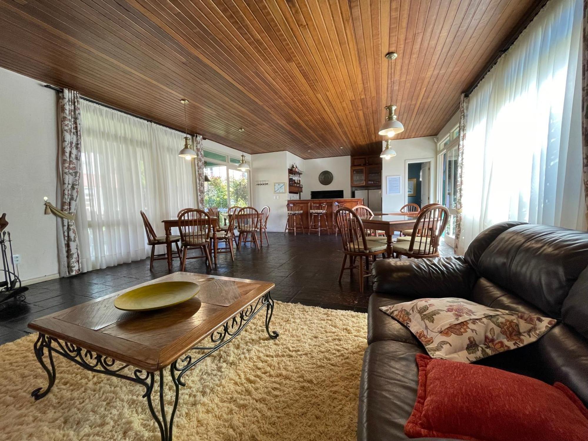 C/lareira Condominio, Prox Negro